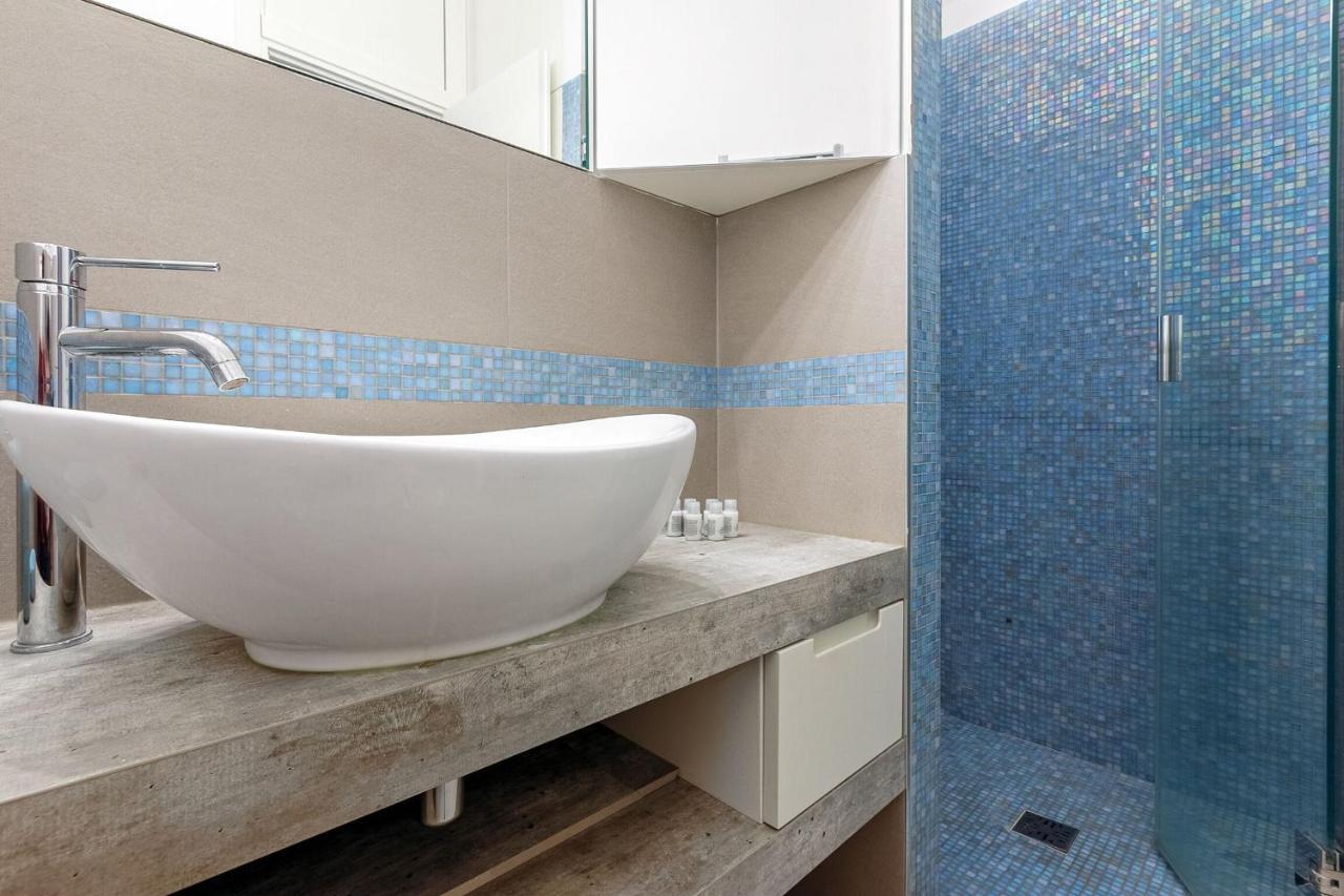 Nirone Apartment *